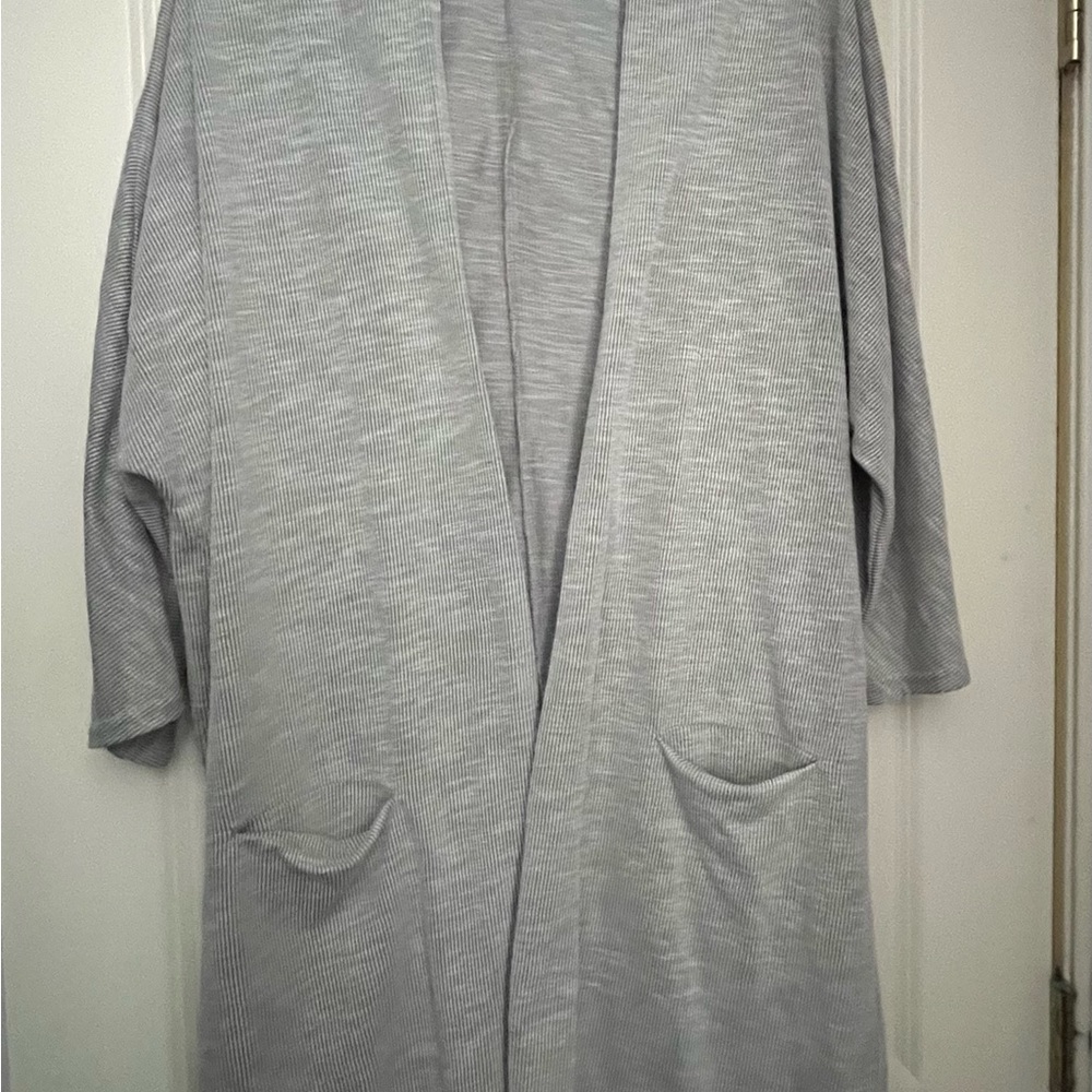 DONNI. Gray Women's Cardigan Sweater